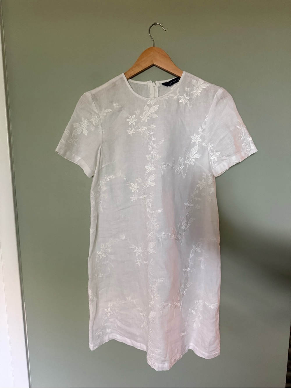 Zara White Floral Embroidered Mini Dress